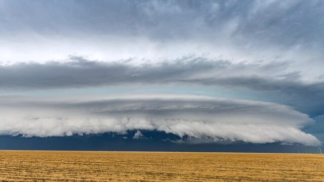 Supercell across the Great Plains