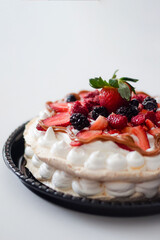 Pavlova de Frutos Rojos