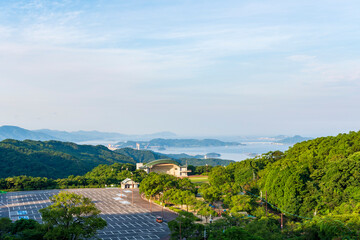 長崎県長崎市　早朝の稲佐山公園から島々を望む風景