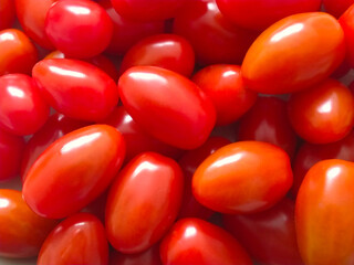 red cherry tomatoes close up