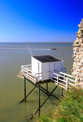 Carrelet dans la baie de Talmont sur Gironde en Nouvelle Aquitaine