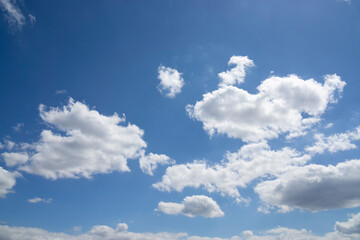 Naklejka na ściany i meble Haufenwolken am Himmel, Cumuluswolken, Nordrhein-Westfalen, Deutschland, Europa