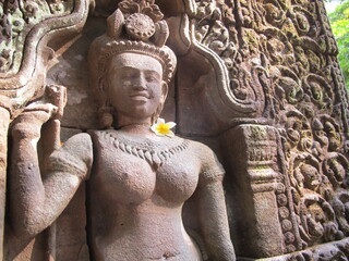 statue of buddha