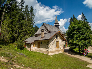 Fototapeta na wymiar Pragser Wildsee in the Dolomites, South Tyrol