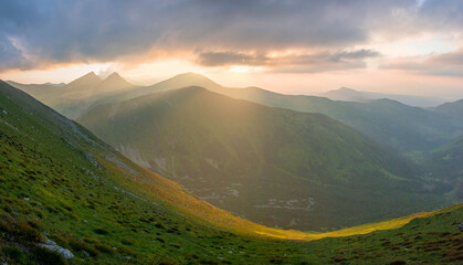 Tatry Krajobraz i Zwierzęta © RASSUMSEN