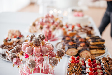 Nachspeisen, Dessert, bestehende Speise