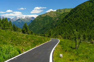 Naklejka premium Mountain landscape along the road to Vivione pass
