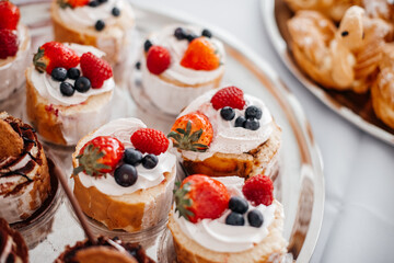 Nachspeisen, Dessert, bestehende Speise