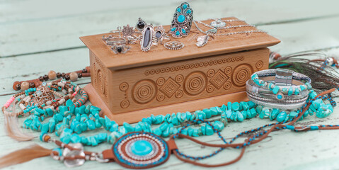 Vintage clos up bijouterie and fancy accessorize. Pretty fashionable details