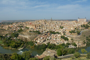 Fototapeta na wymiar Toledo is a fascinating ancient city that travelers must visit in Spain.