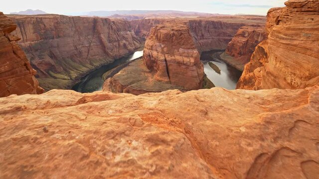 Epic view of Colorado River Horseshoe Bend, USA. Steadicam shot, UHD