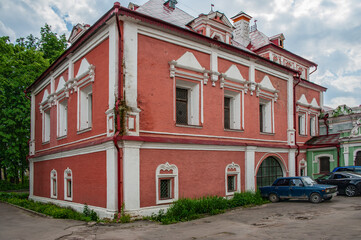 Obraz premium The medieval Palace from the beginning of the 18th century to 1917 belonged to the richest family of princes Yusupov. All the princely additions to this Palace are made in the Old Russian style 