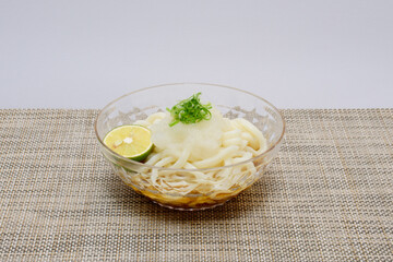 冷やしおろしうどん