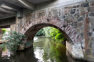 Obraz premium Historic bridge at Karl Heine Kanal in Leipzig. Saxony. Germany