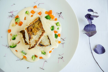 Fish code and
dill sauce