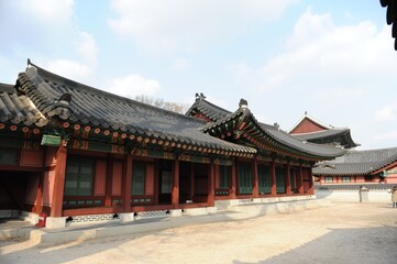 Fototapeta premium Famous historic Gyeongbokgung Palace in Seoul, South Korea