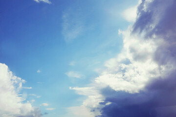 雨上がりのドラマティックな空