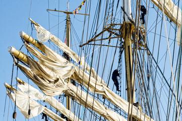 Obraz premium Mats and sails of the four masted Russian sailing ship Kruzenshtern in Dunkirk, France