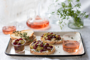 Pickled Grapes Toast or Crostini with Cream Cheese. Rose Wine Pairing