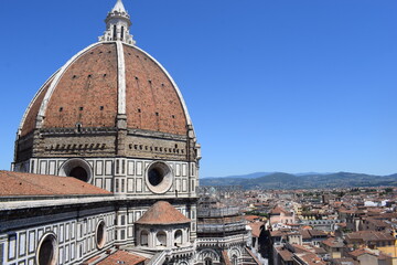 Fototapeta premium santa maria del fiore cathedral in Florence from a view point