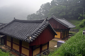 Fototapeta na wymiar South Korea Janggoksa Buddhist Temple