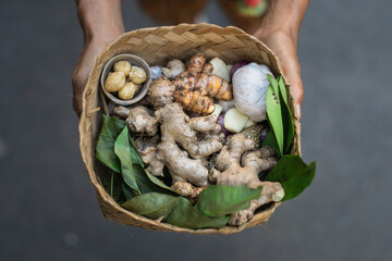 Native spices of Indonesia. Spices such as nutmeg or mace, cloves, pandanus leaves, palm trees, and galangal are native to Indonesia. the secret of the richness of Indonesian cuisine