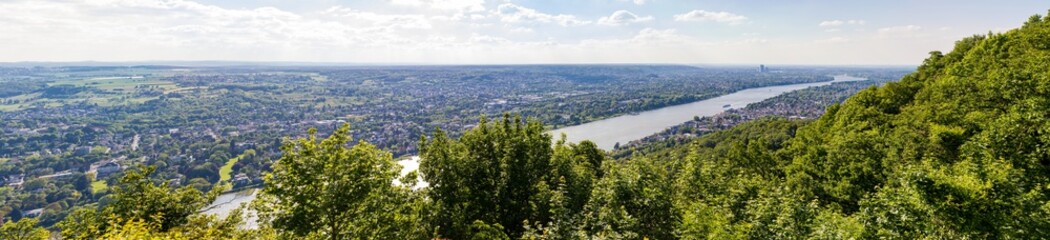 Bonn vom Drachenfels