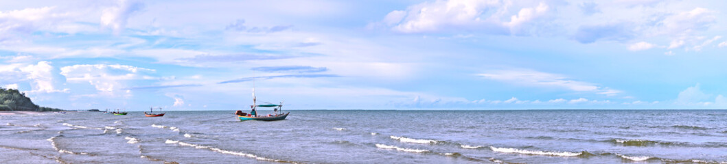 Widescreen sea and blue sky background