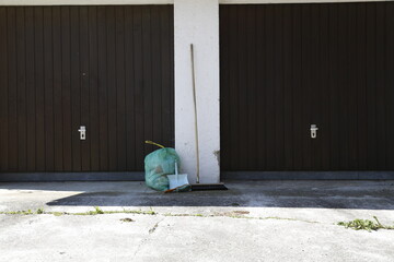Besenrein - Garage Entrümpelung Haushaltsauflösung 