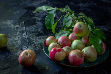 image of new crop apples on an old table