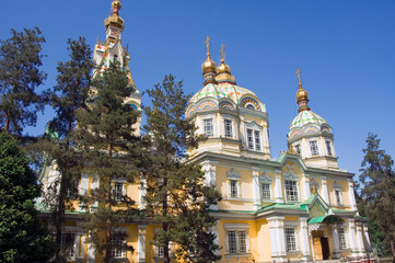 Fototapeta na wymiar Russian orthodox Zenkov Cathedral in the Panfilov Park (Glory memorial Park), Almaty, 