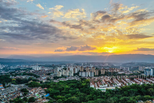 panor&aacute;mica,bucaramanga,atardecer,sol,de,venados,nubes,ciudad,bonita,