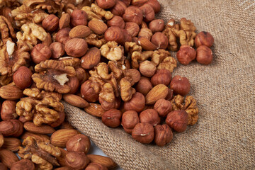 ifferent nuts in a pile