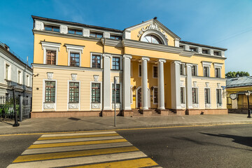 Fototapeta na wymiar Office building Assumption 3 pp. - 4. in Moscow.