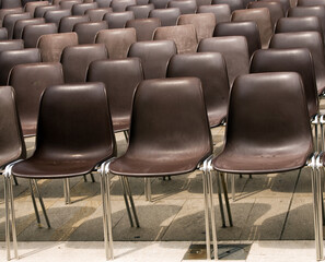 Obraz premium Empty outdoor chairs. closed mass events.open-air cinema