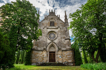 Naklejka premium Beautiful gothic church in good condition in an abandoned village.