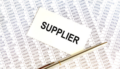 Obraz premium Supplier Management text written on a notebook with pencils