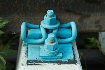Railway equipment. Assembly for fastening railroad rails.