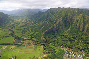 Fototapeta na wymiar Kaaawa Valley - Oahu, Hawaii