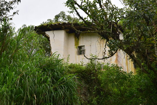 old abandoned building, Choachi, Colombia
