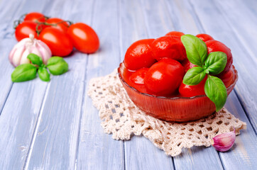 Canned tomatoes in their own juice