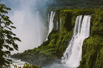 Iguaz&uacute; falls