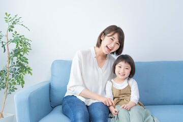 アジア人　親子　女性　2人ポートレート