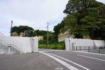 Fototapeta na wymiar 自動化陸閘（りっこう）、宮城県七ヶ浜町/Automatic land lock at Shichigahama Miyagi