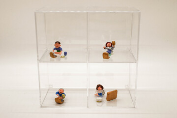 People drinking online ②
Landscape photo of miniature figurine.
All miniature dolls are made by me.
Putty-doll 'miniature studio', Saitama, Japan - Jul 2020