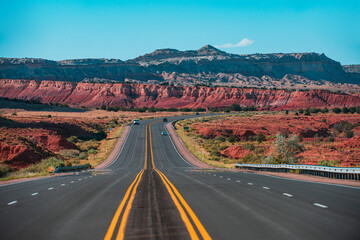 Fototapeta na wymiar Asphalt road. Scenic highway in Arizona-Utah, America.