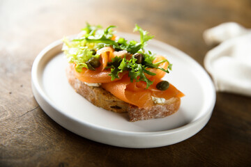 Smoked salmon with salad on toast