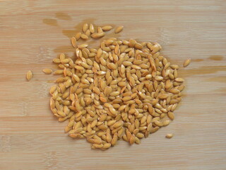 Brown color raw seeds of Sun melon