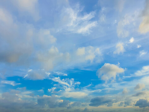 Gaelle Short - Summer Clouds