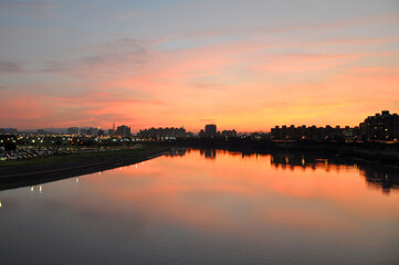 Fototapeta na wymiar Sunset by the bridge
